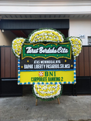 Papan Bunga Duka di Andonohu