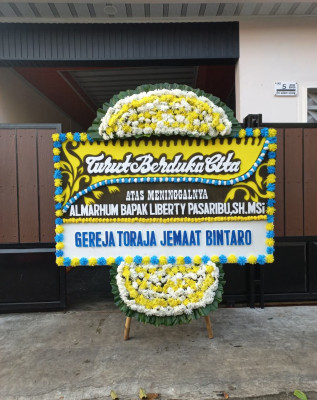 Papan Bunga Duka di Andonohu